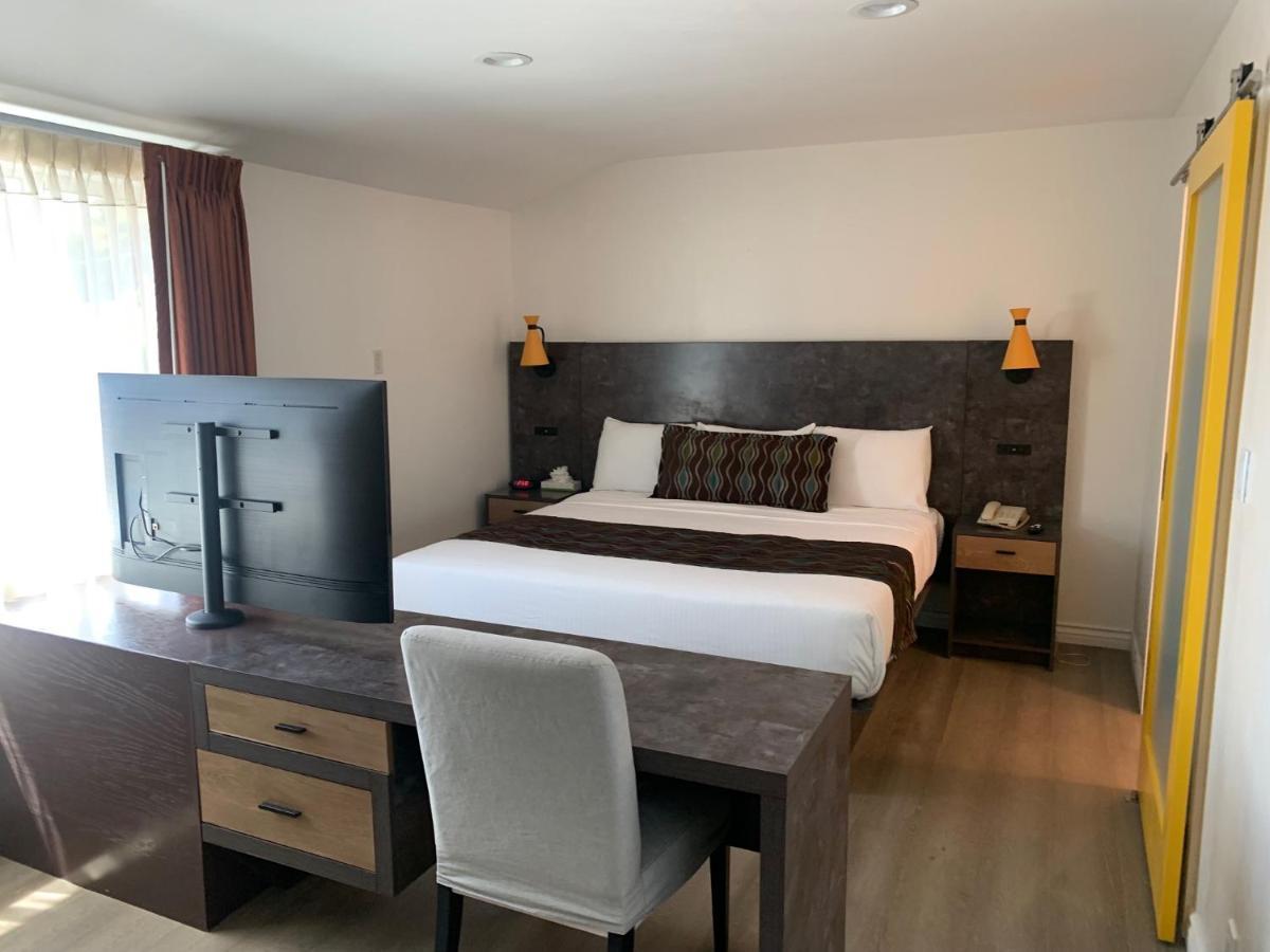Oasis Inn And Suites Санта-Барбара Экстерьер фото