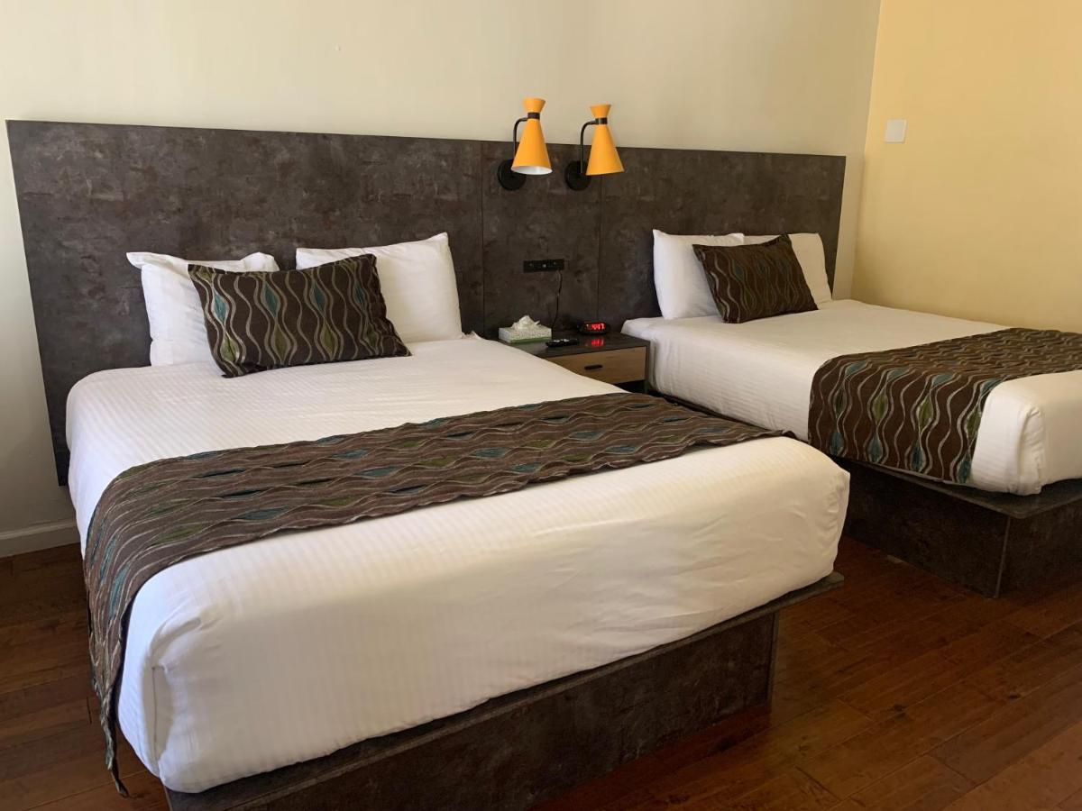 Oasis Inn And Suites Санта-Барбара Экстерьер фото
